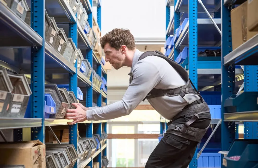 Exoskeletons in Logistics and Handling: Reducing MSDs Daily